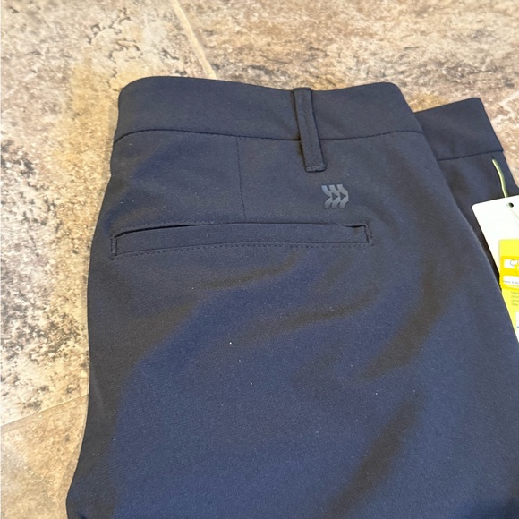 🍯Men’s black golf Shorts - Picture 3 of 7